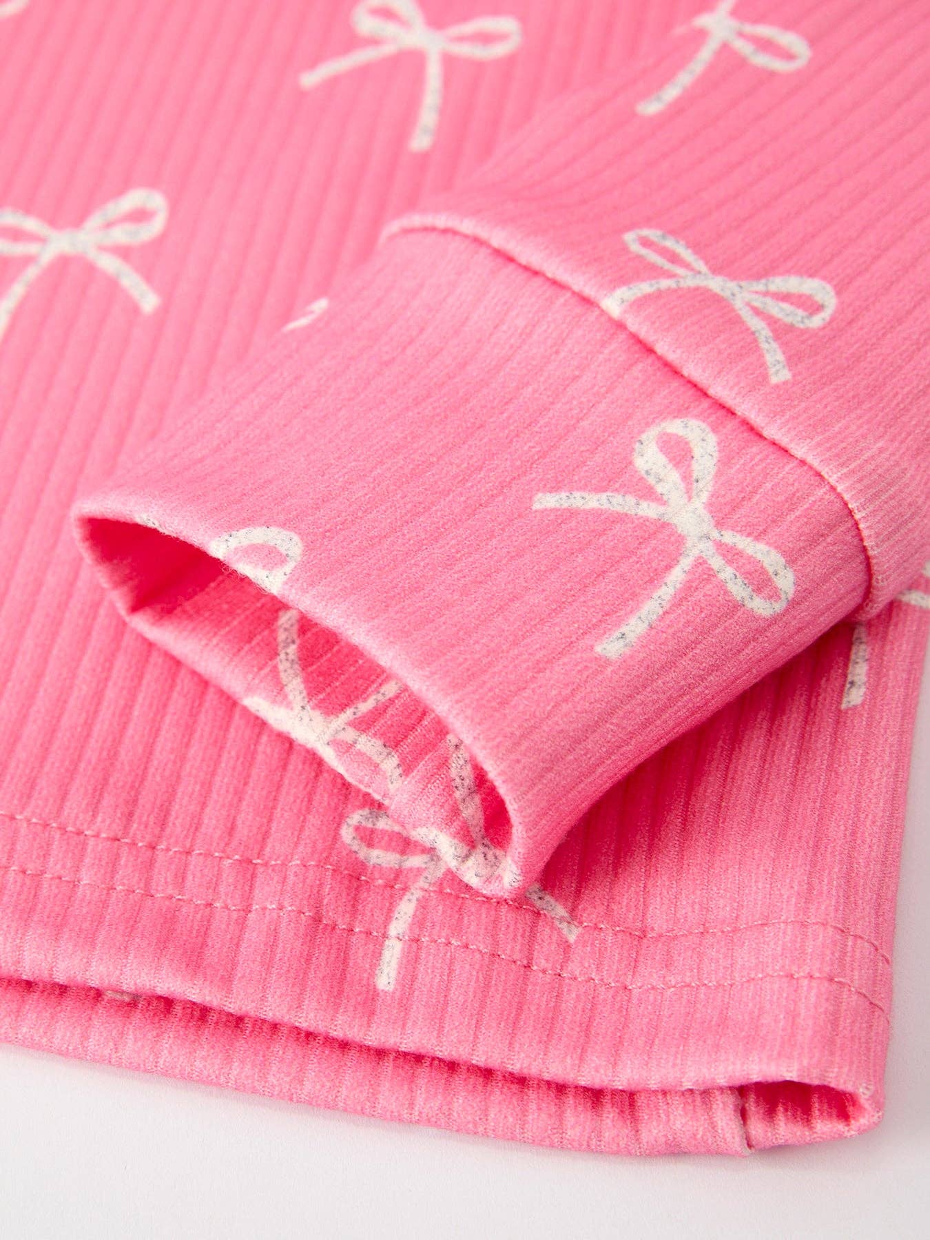Pink Bow Pajama Set: Comfy and Cute