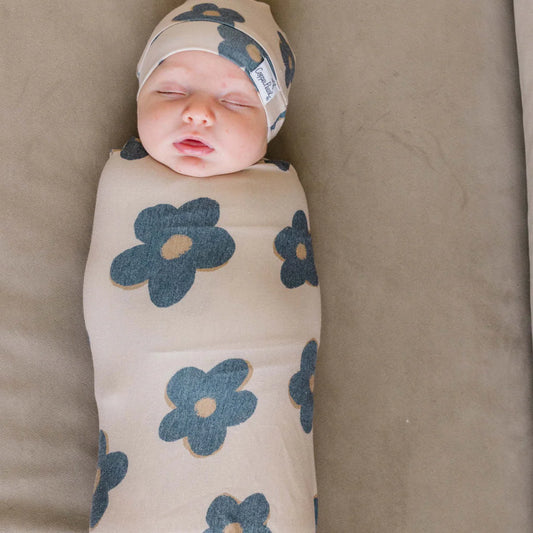 Gemma in Tan Knit Blanket Single
