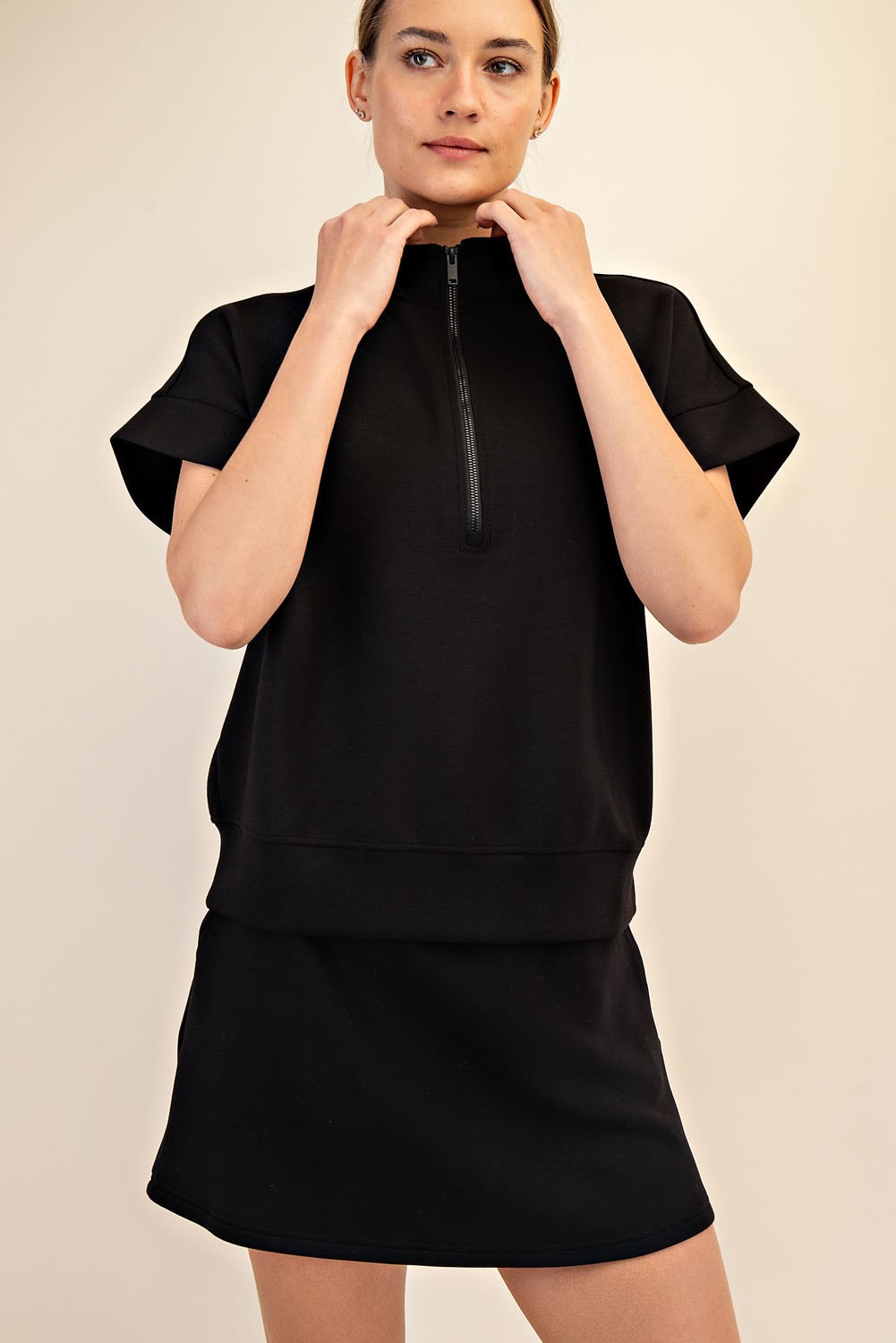 MODAL SCUBA QUARTER ZIP SHORT SLEEVE TOP