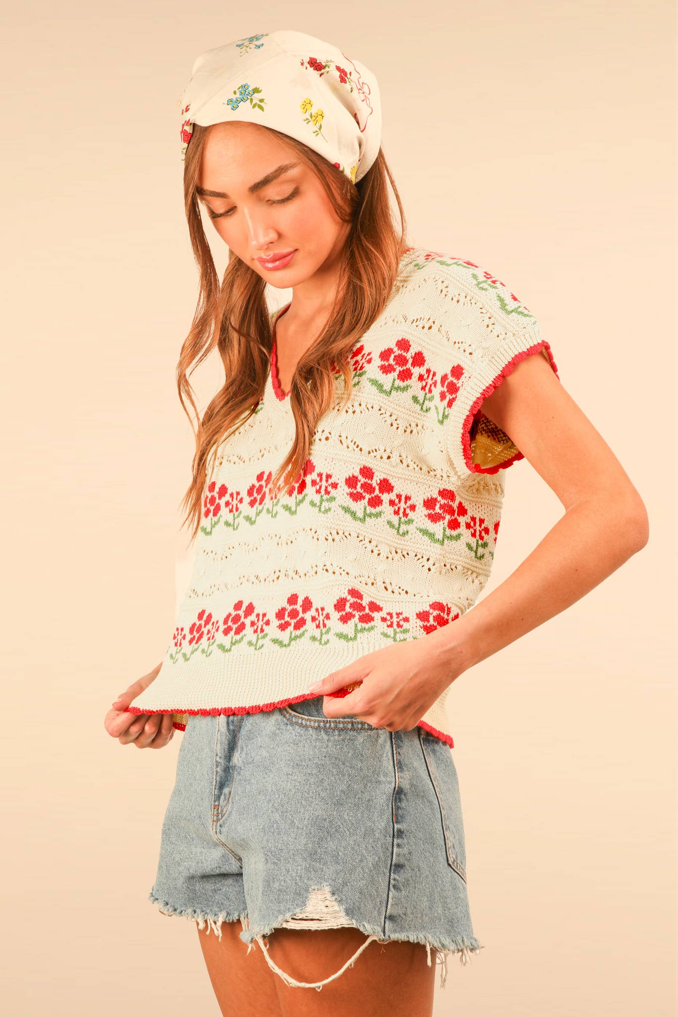 Floral Graphic Knit Sweater Vest