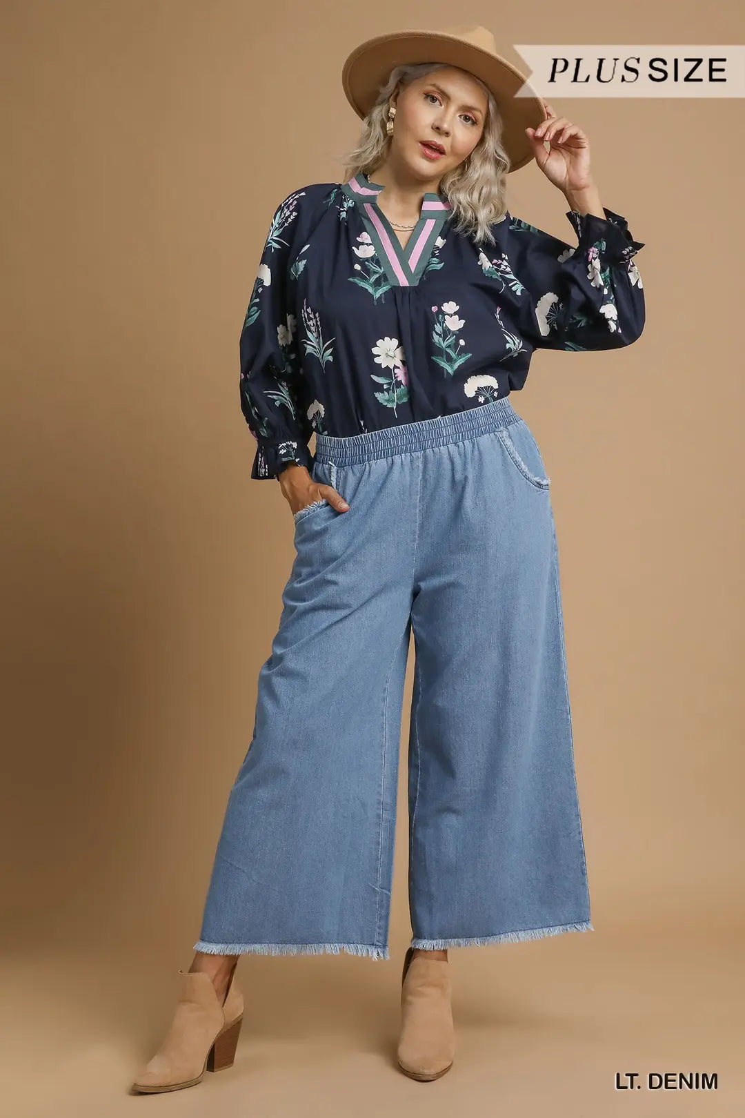 Washed Denim Pants with Fringe Hem