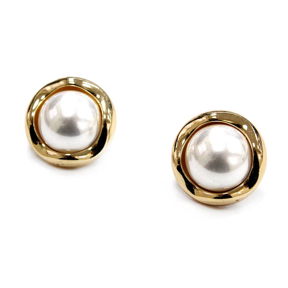 Gold Circle with Pearl .5" Stud Earring