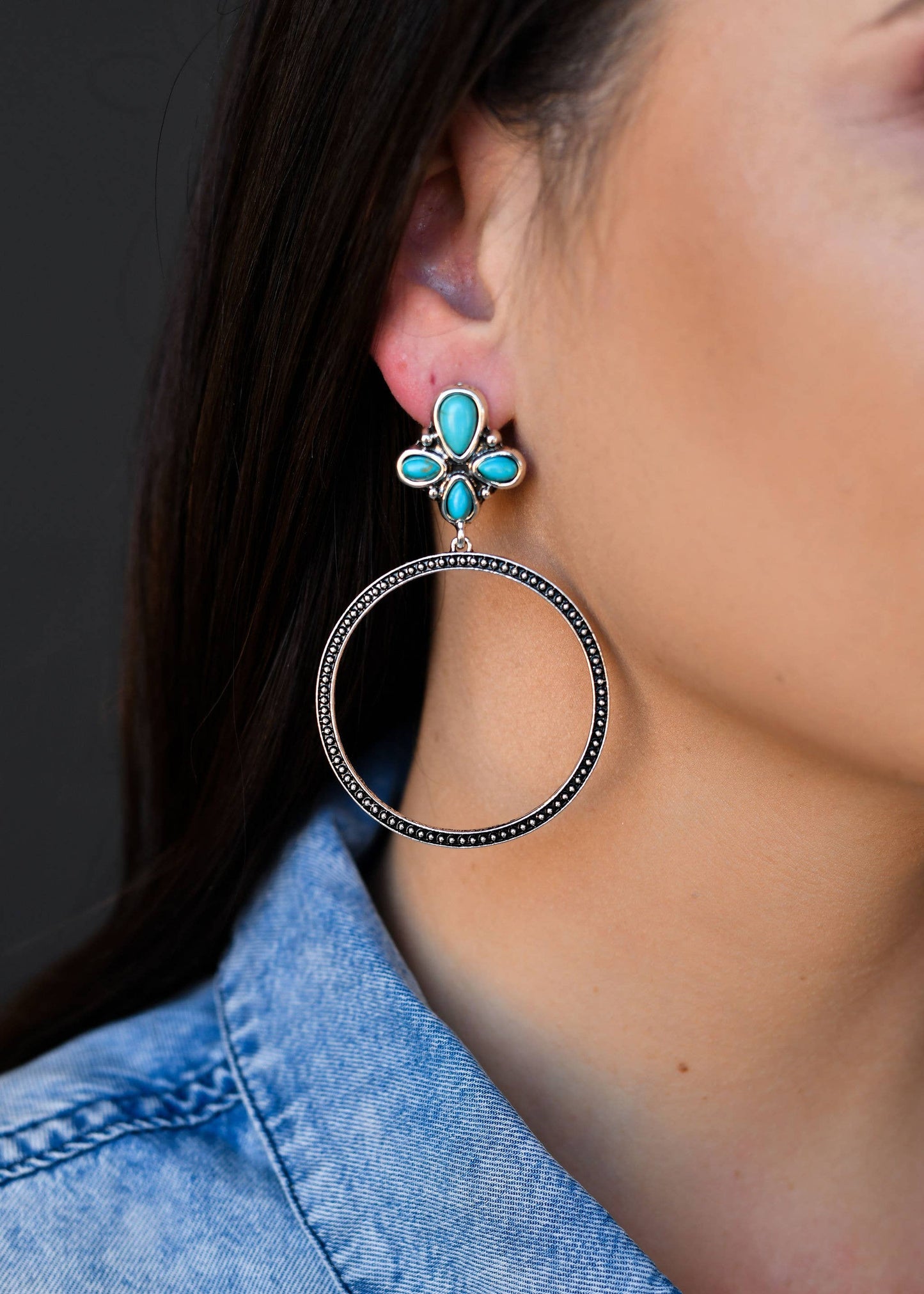 Silver Dotted Hoop Earring on Turquoise Cluster Post