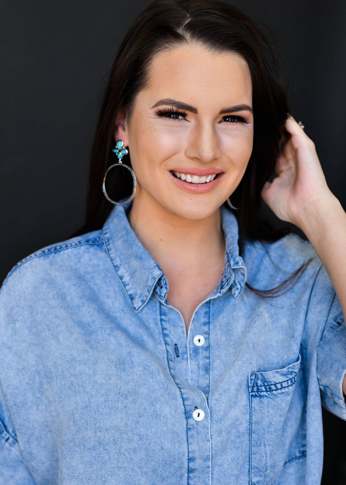 Silver Dotted Hoop Earring on Turquoise Cluster Post