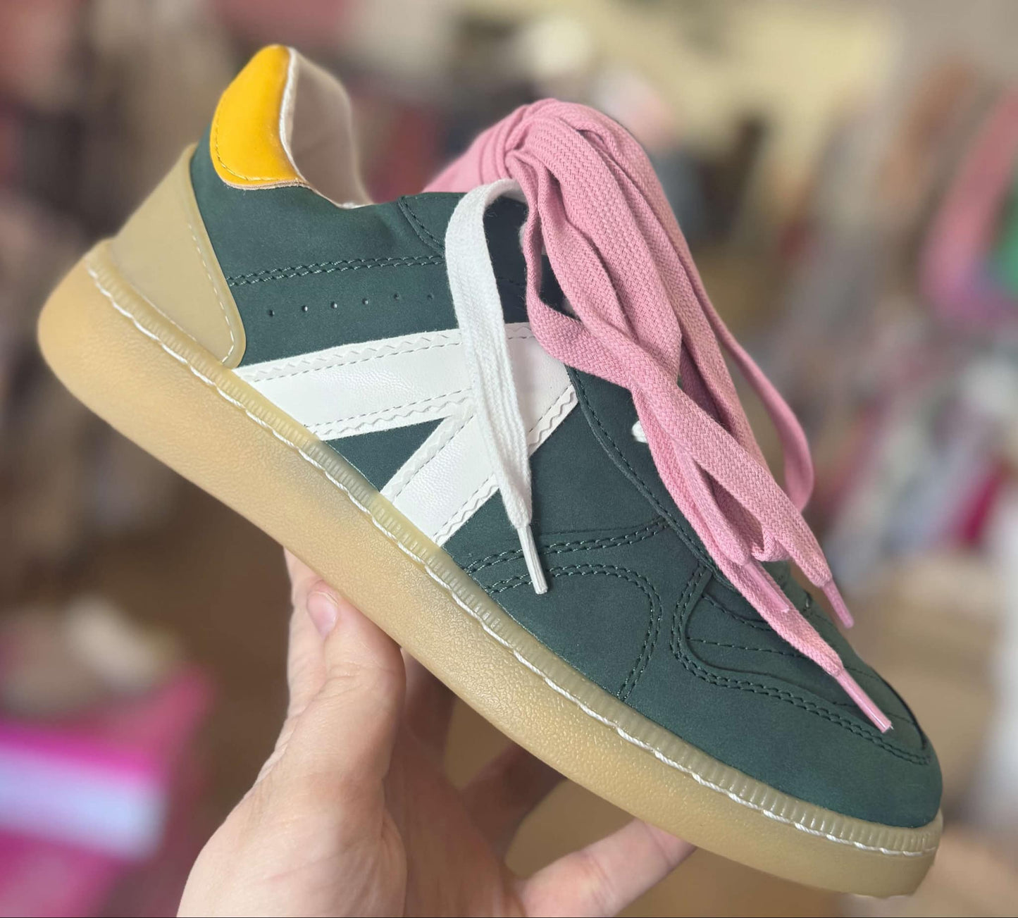 Green Vesta Sneakers