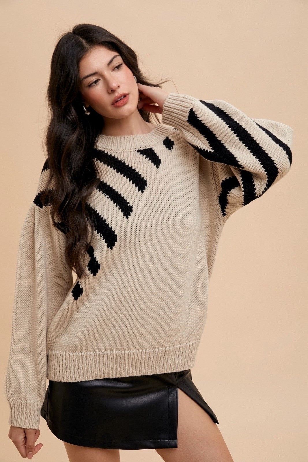 Bias Stripe Panel Volume Sleeve Sweater Top