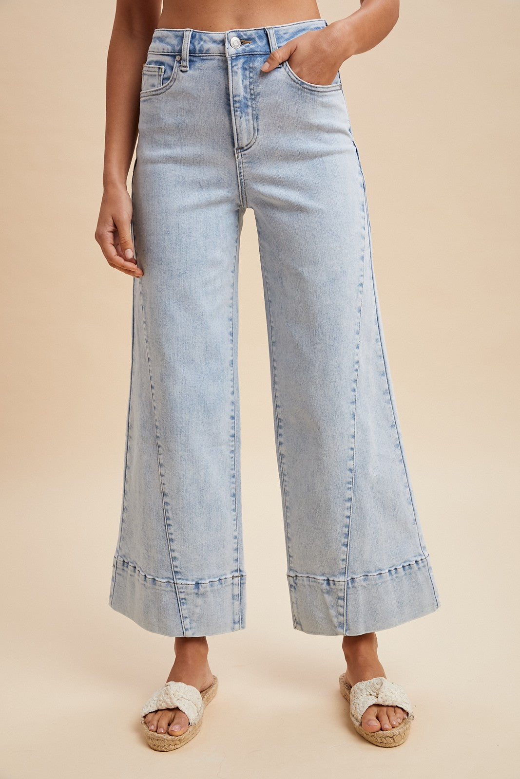 Seam Detailed Denim Cropped Wide Flare Jean