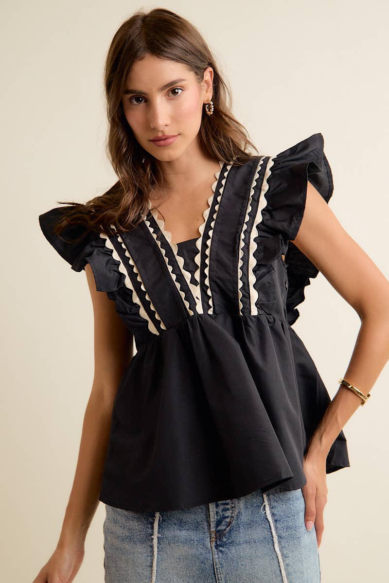 SOLID WOVEN SLEEVELESS TOP WITH WAVE TRIM