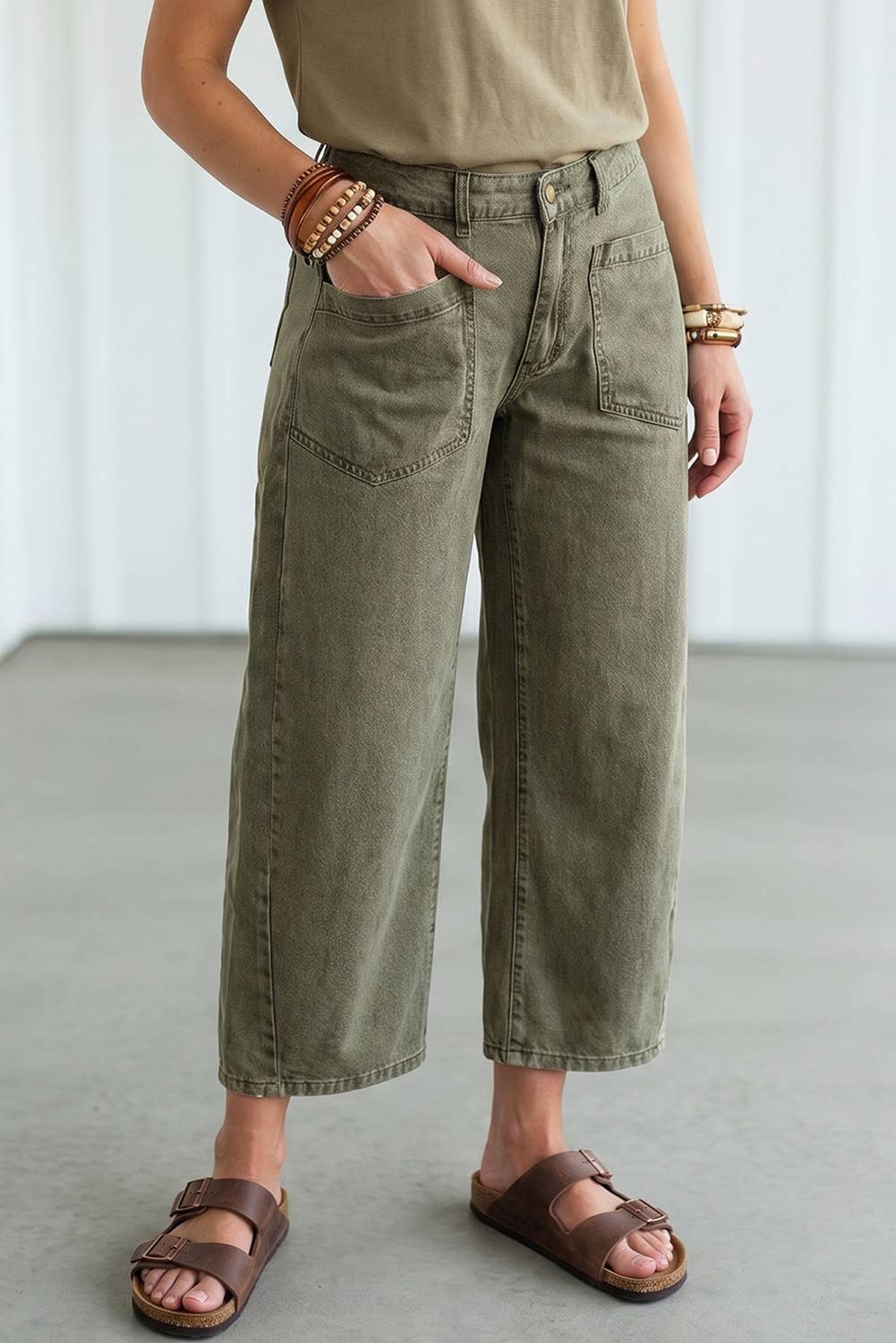 Square Patch Pocket Ankle-length Barrel Jeans