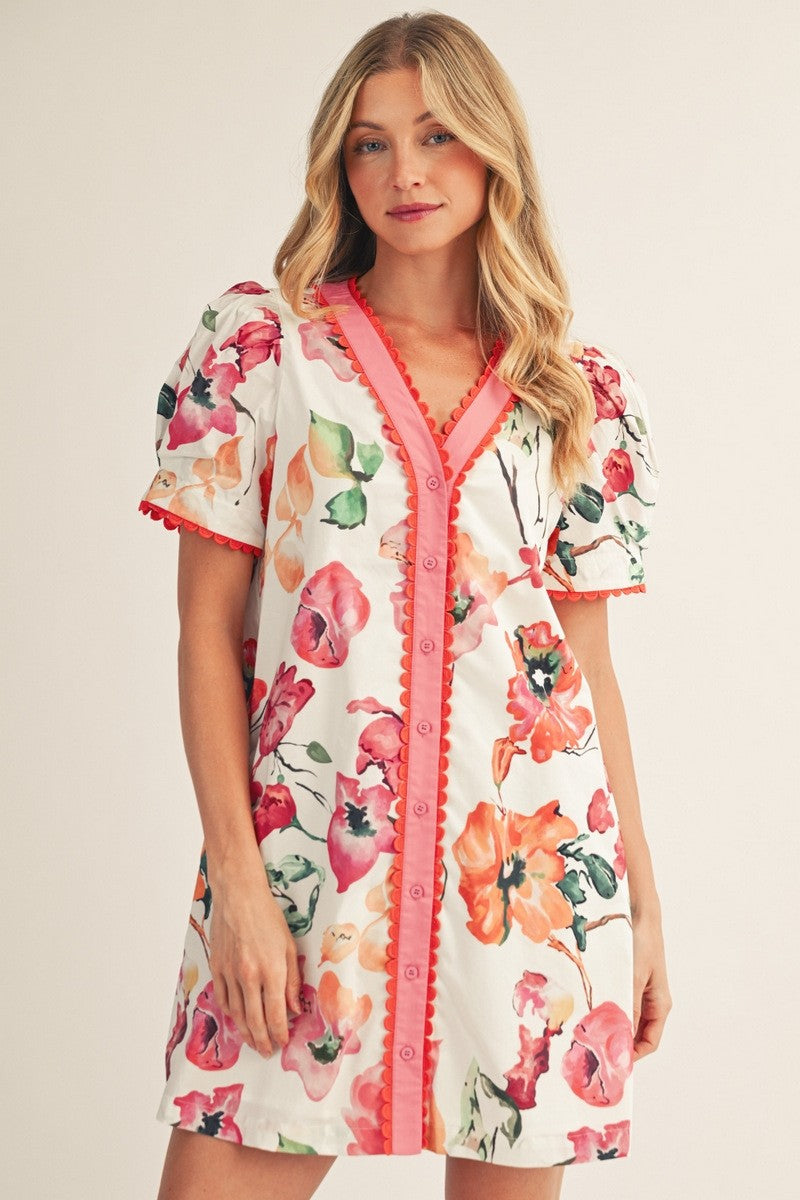 Scallop Trim Accent Floral Shift Dress