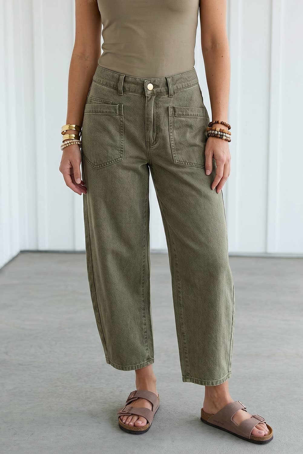 Square Patch Pocket Ankle-length Barrel Jeans