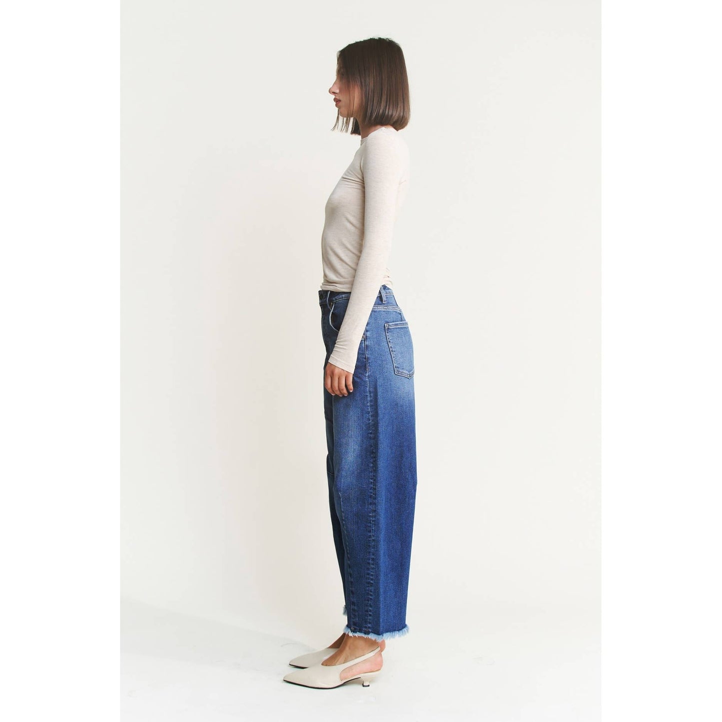 SUPER HIGH DISTRESSED ANKLE BARREL-LEG
