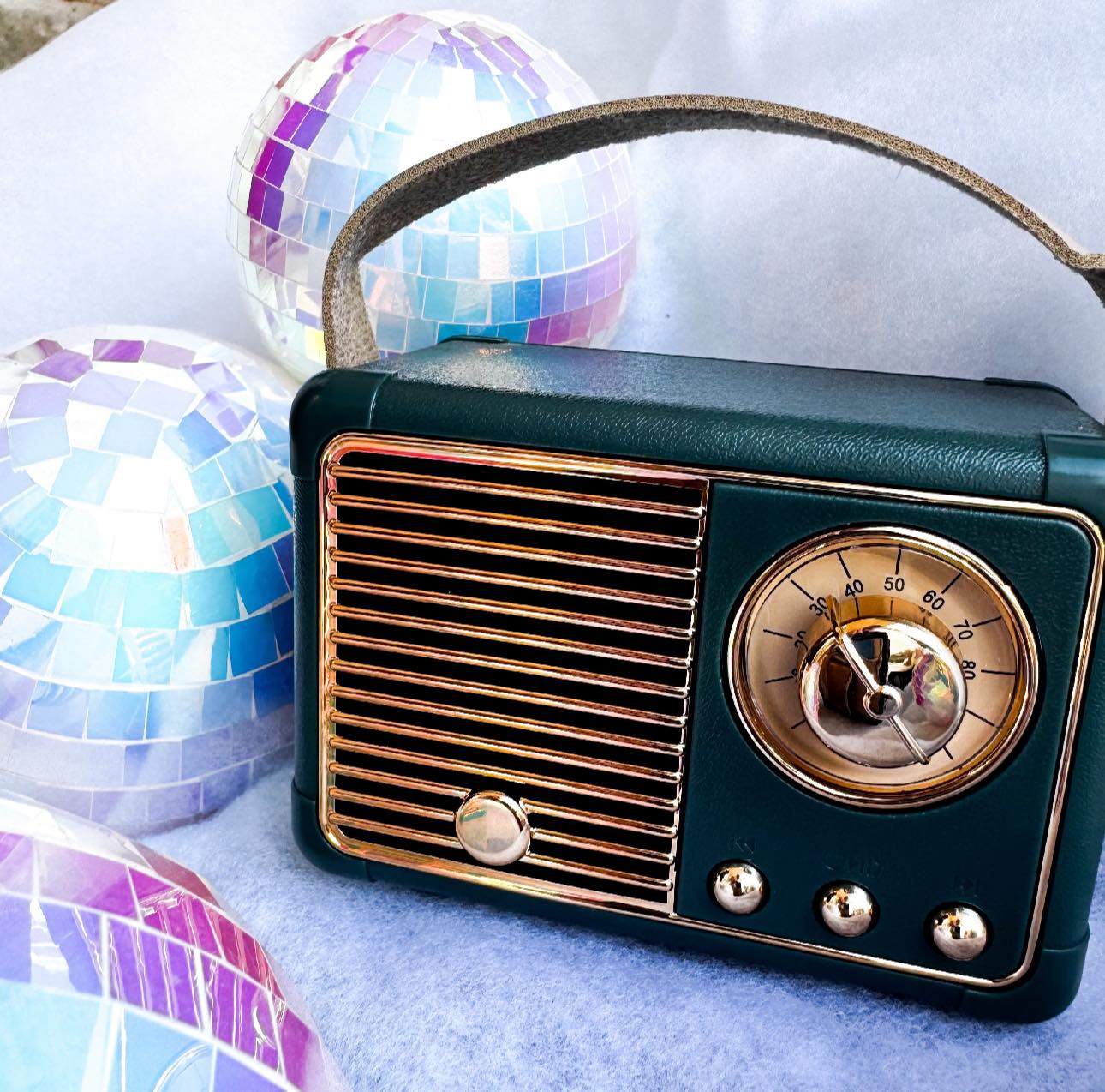 MINI BLUETOOTH SPEAKERS