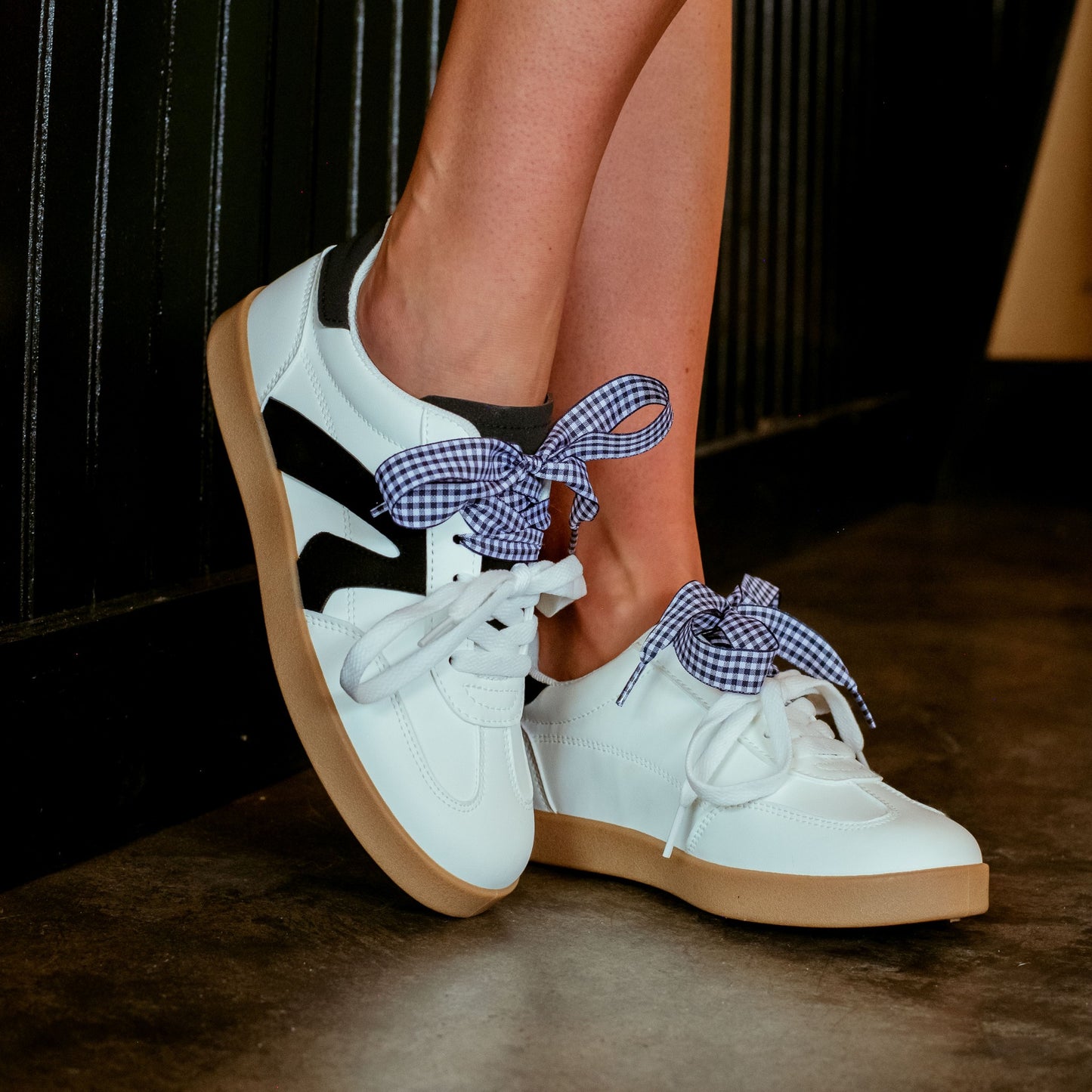 Retro 2 with Gingham Laces