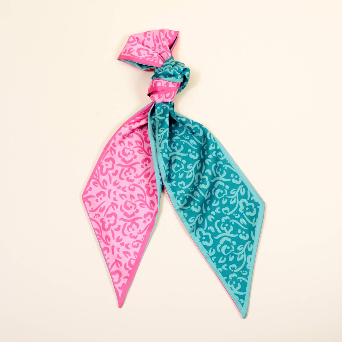 Twirl & Tie Scarf Accessory–Pattern Play