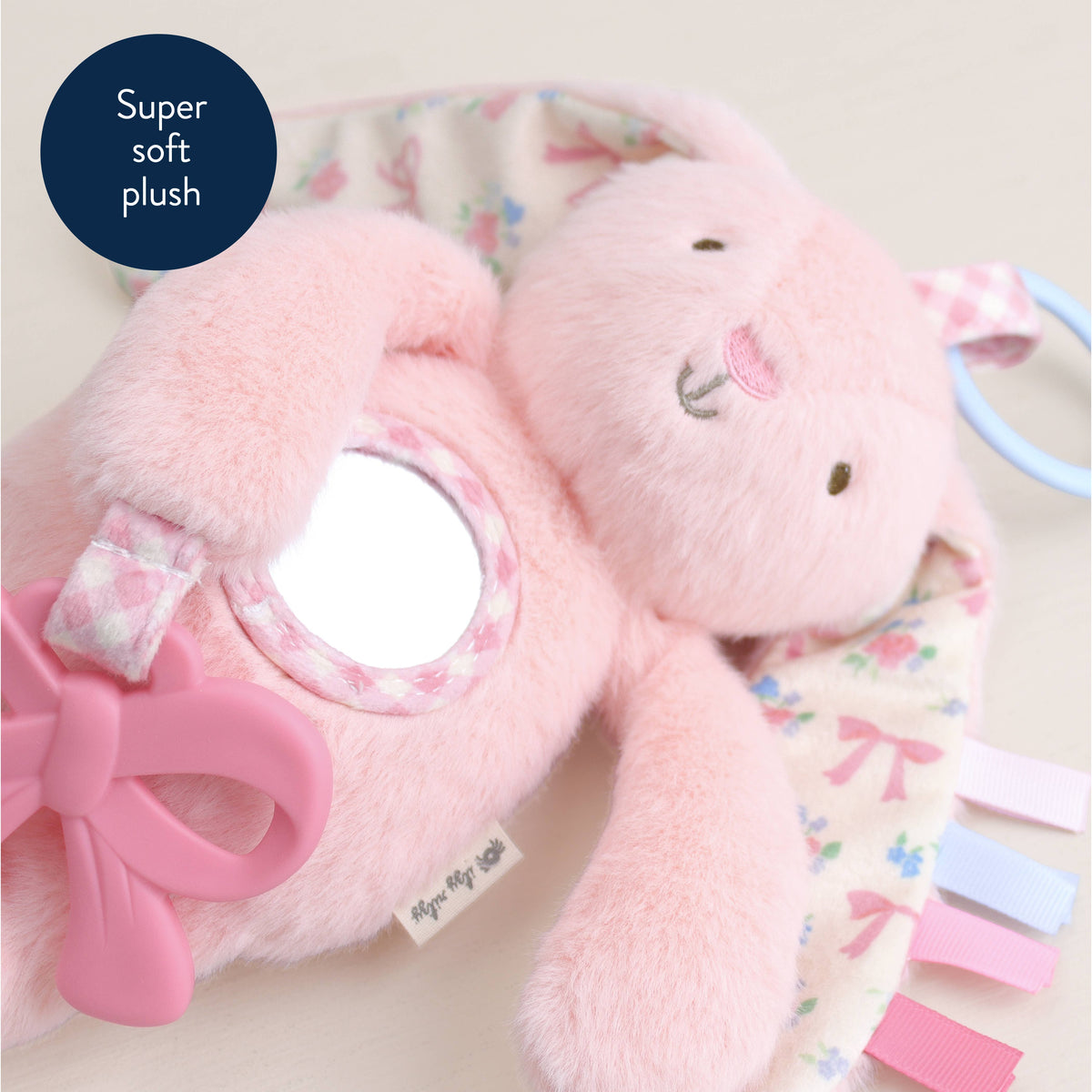 *NEW* Pink Bunny Bitzy Traveler™
