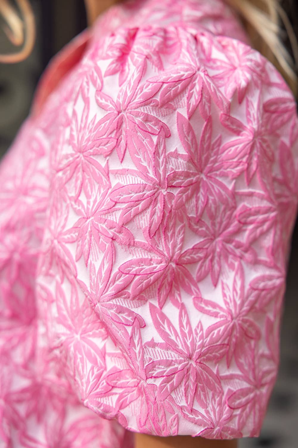 Short Bubble Sleeve Floral Jacquard Top