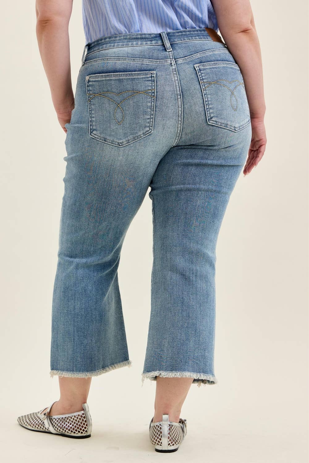 MR Kick Flare w/ Frayed Hem - PLUS