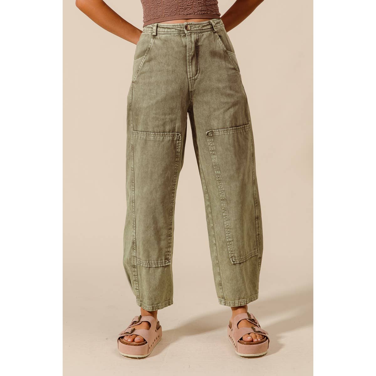 OLIVE MINERAL WASHED MID RISE BARREL SHAPE PANTS