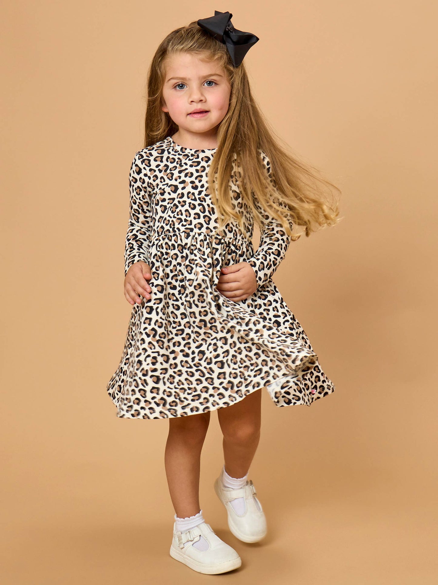 Girls Classic Leopard Knit Long Sleeve Twirl Dress