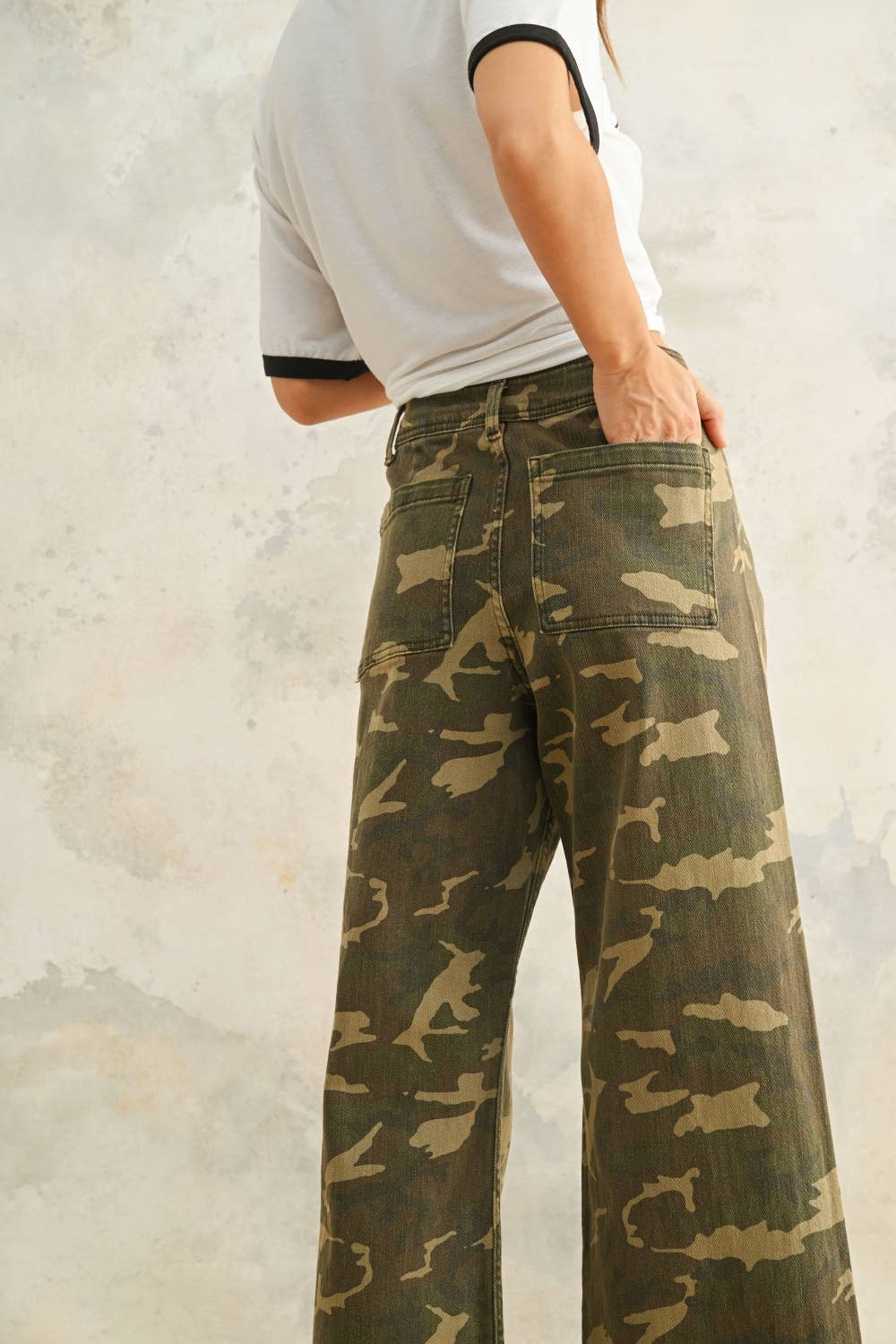 CAMOUFLAGE PRINT STRETCH PANTS